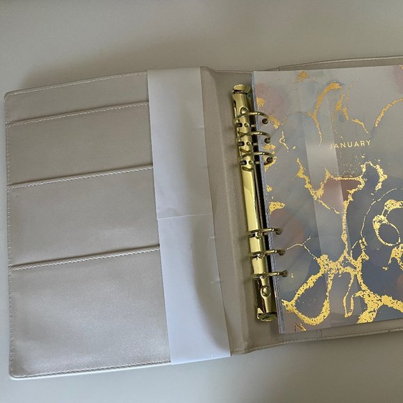 (4x)Recollections 6 Ring Binder w/ 12 Monthly Tab Dividers 8.5" x 10.75” - Ivory - Picture 3 of 3